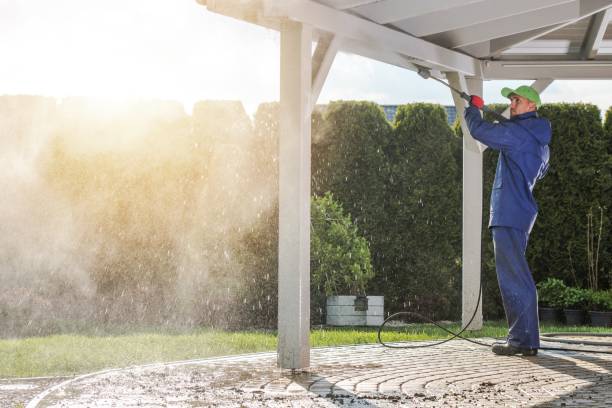 Best Factory Floor Cleaning  in Campbell, FL